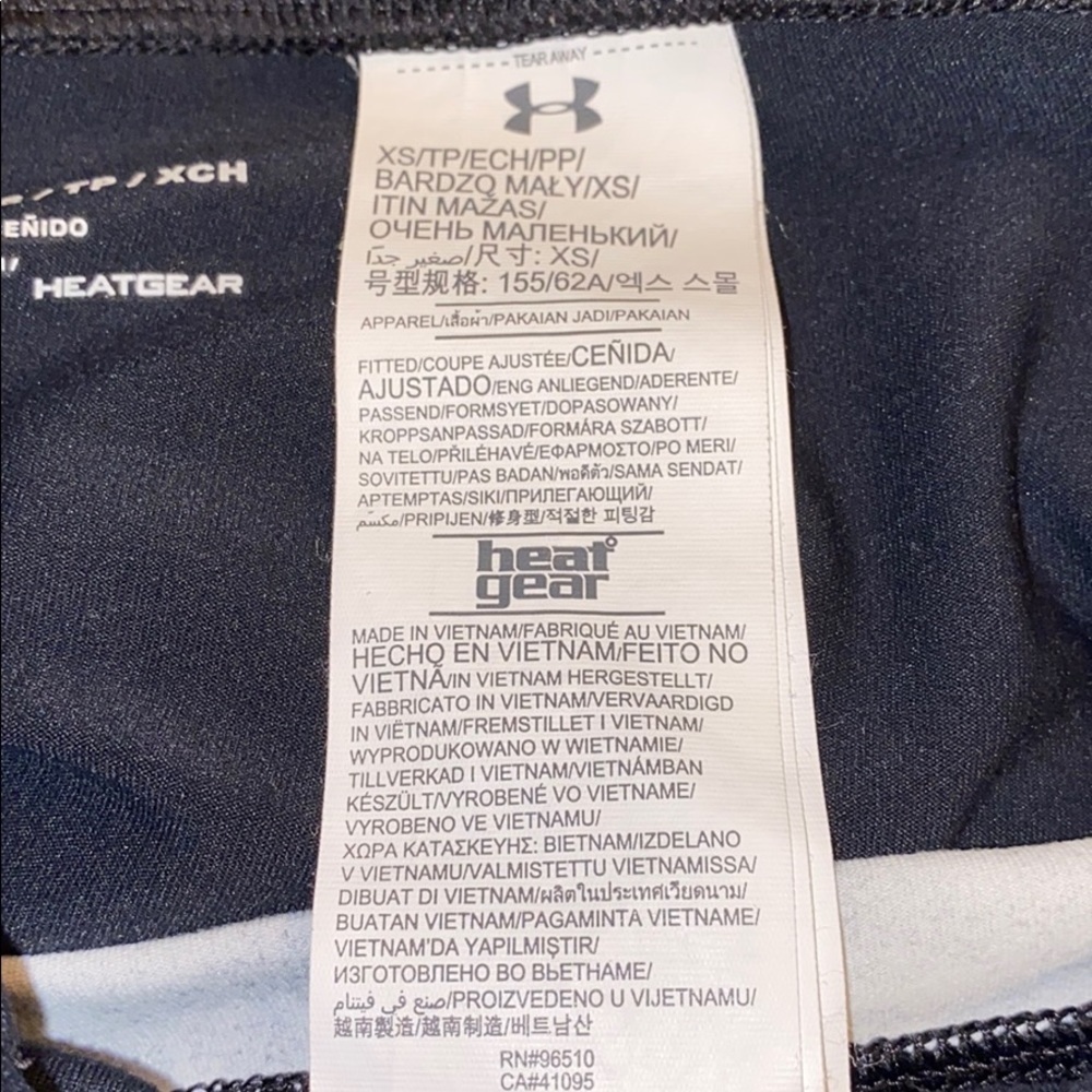 Under Armour HeatGear Fitted Cropped Leggings - Picture 4 of 5